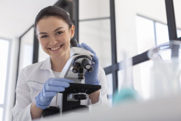 HPLC certifikát TUDCA: Odborne potvrdená čistota a výroba pod plnou kontrolou